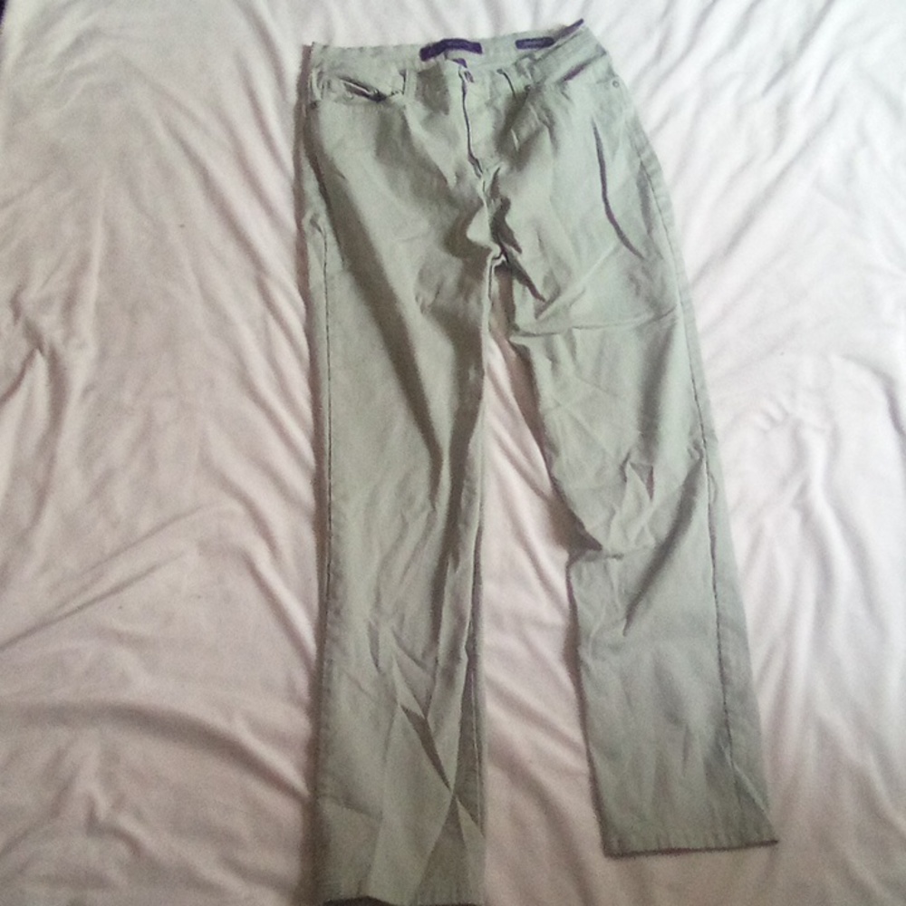 Size 8 Mint Sage Light Green Gloria Vanderbilt Amanda Jeans
